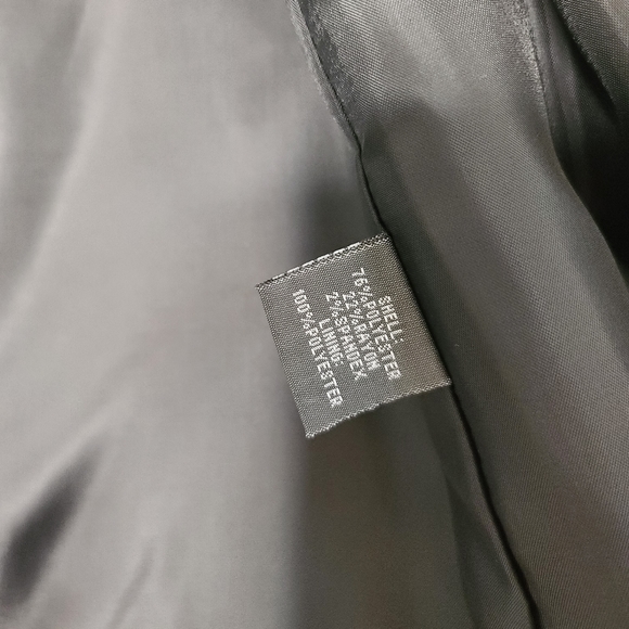 Kenneth Cole Reaction Wide Leg Trouser Size 4 and Suit Jacket Size 2 Grey Stripe - Picture 4 of 8